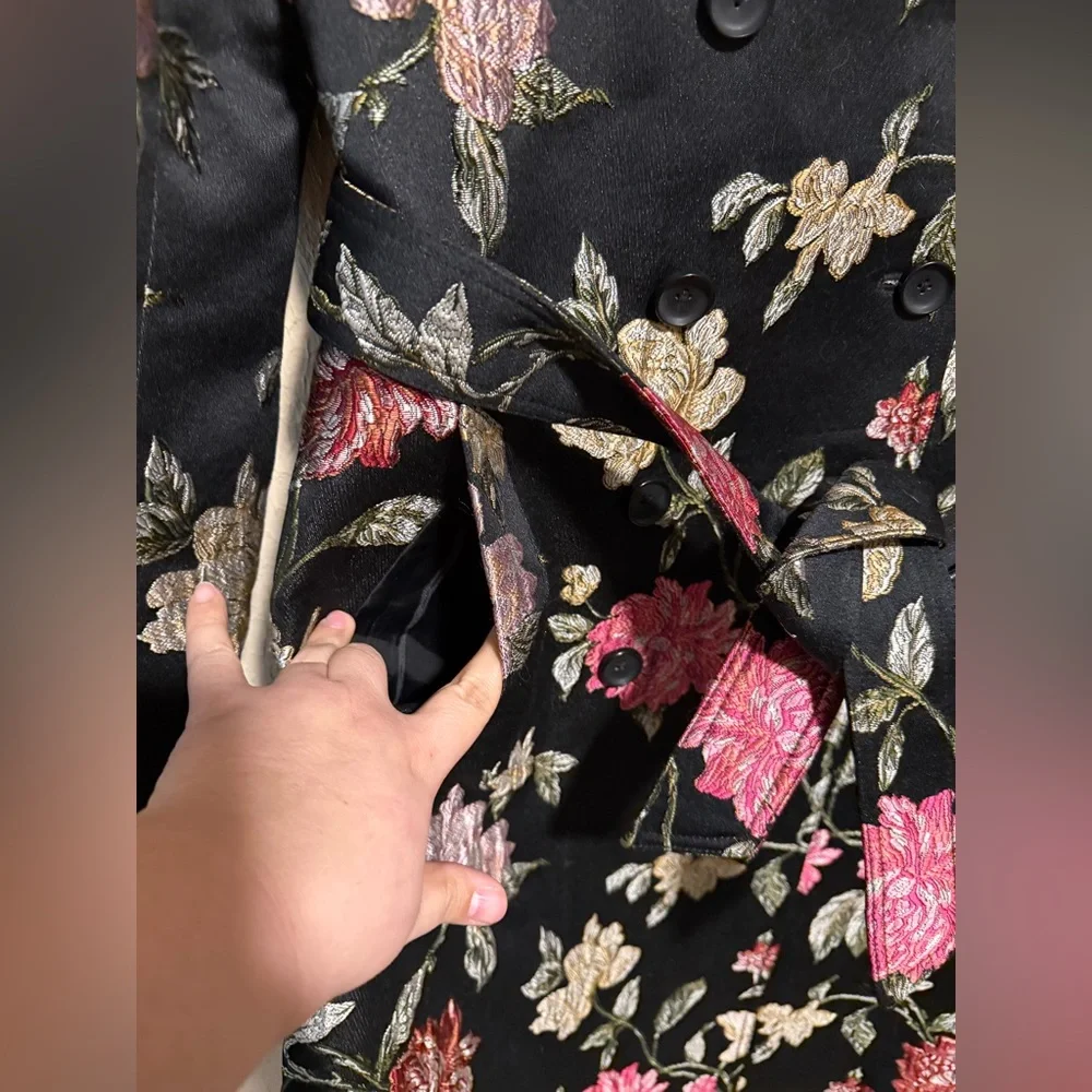 Gal Meets Glam Dominique‎ Coat Size Medium Floral Embroidered Longline Belted